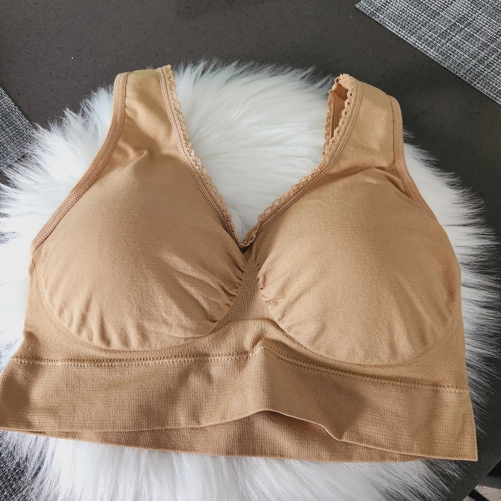 Genie Bra padded Lace Bra XL/1X Brand New, Never Worn